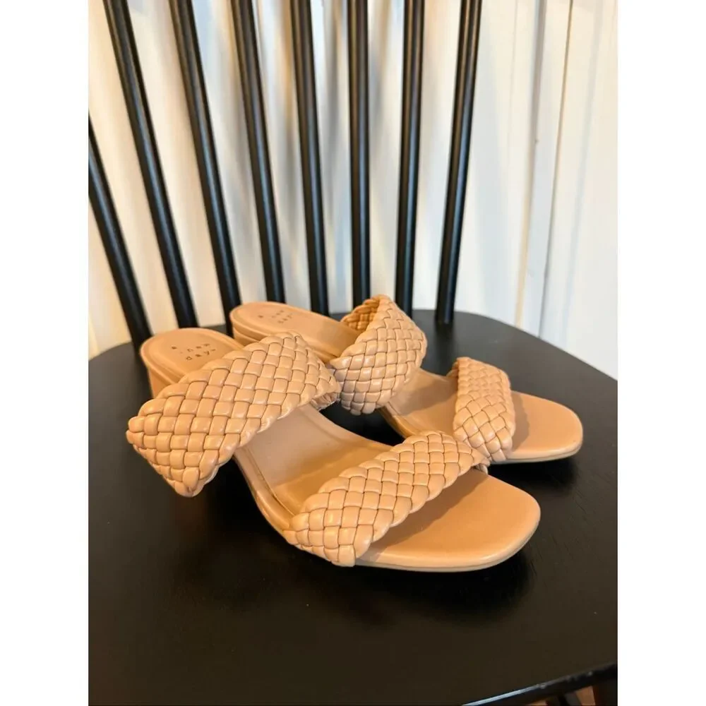 A New Day Fiona tan woven block heels size 6
